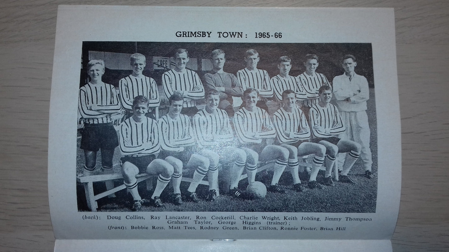 West Ham Utd v Grimsby Town Match Programme F.L. Cup 5th Round Replay Wed. 15th December 1965 1965