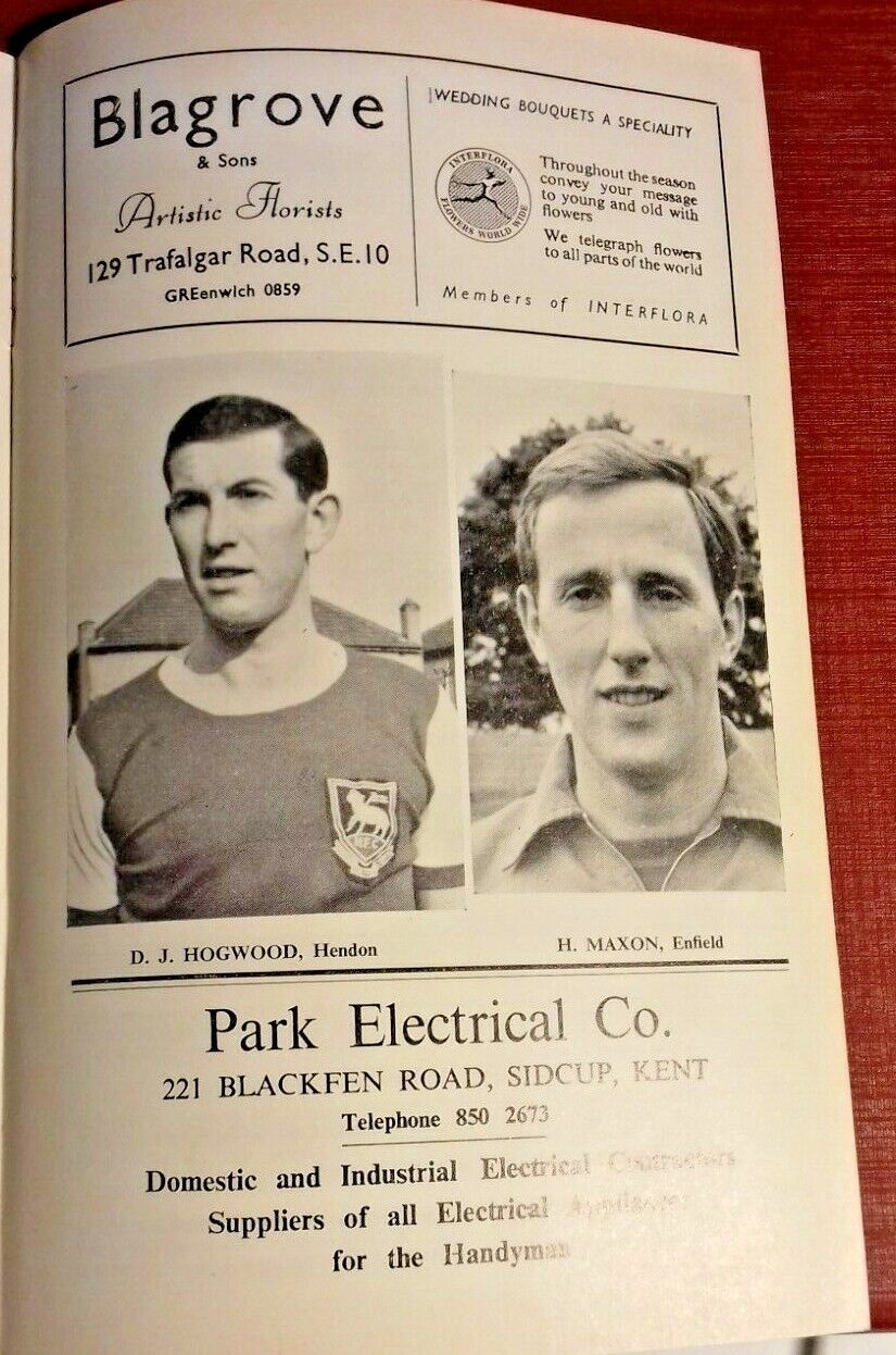 England v Ireland Amateur International Match Programme 28/9/68 Valley Charlton.