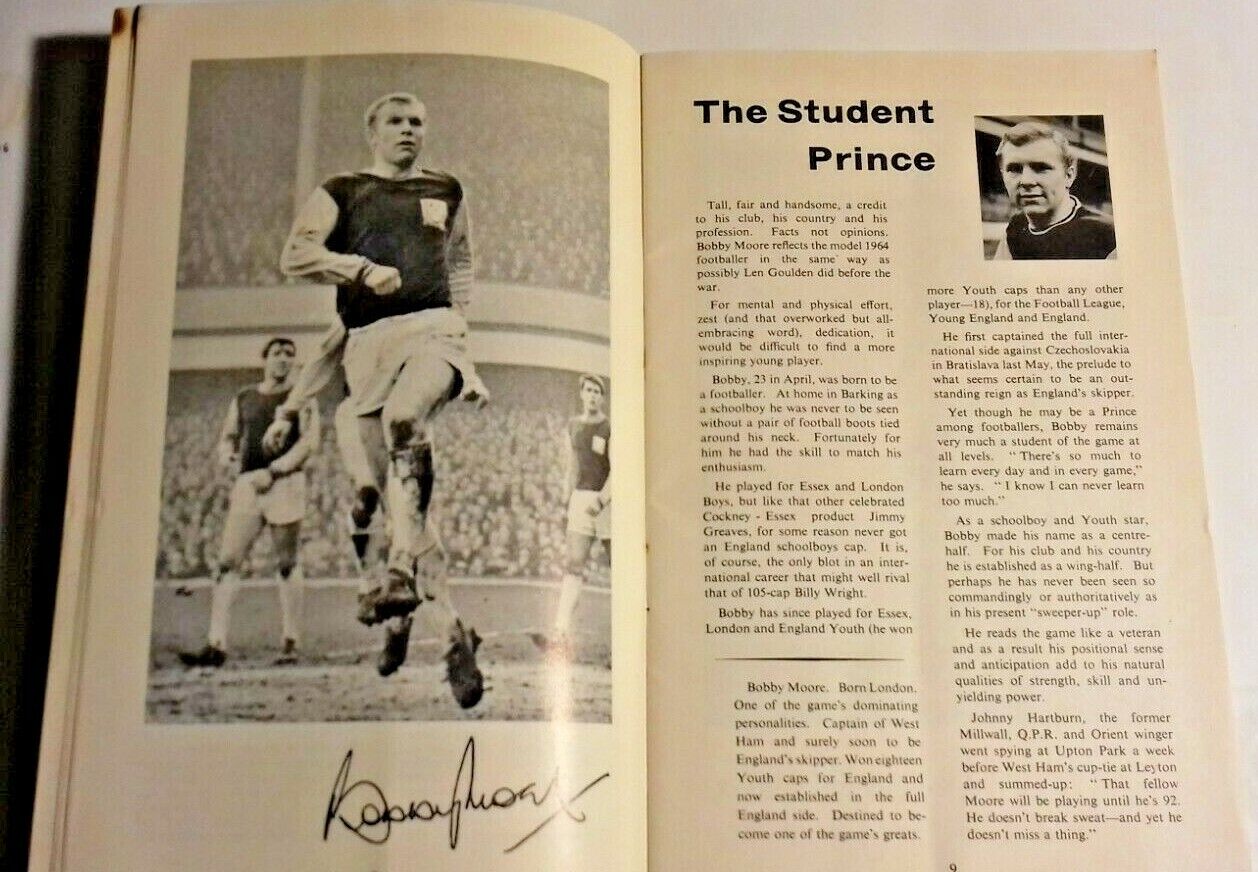 West Ham Utd 1964 F.A. Cup Final Official Publication Of The West Ham Players.