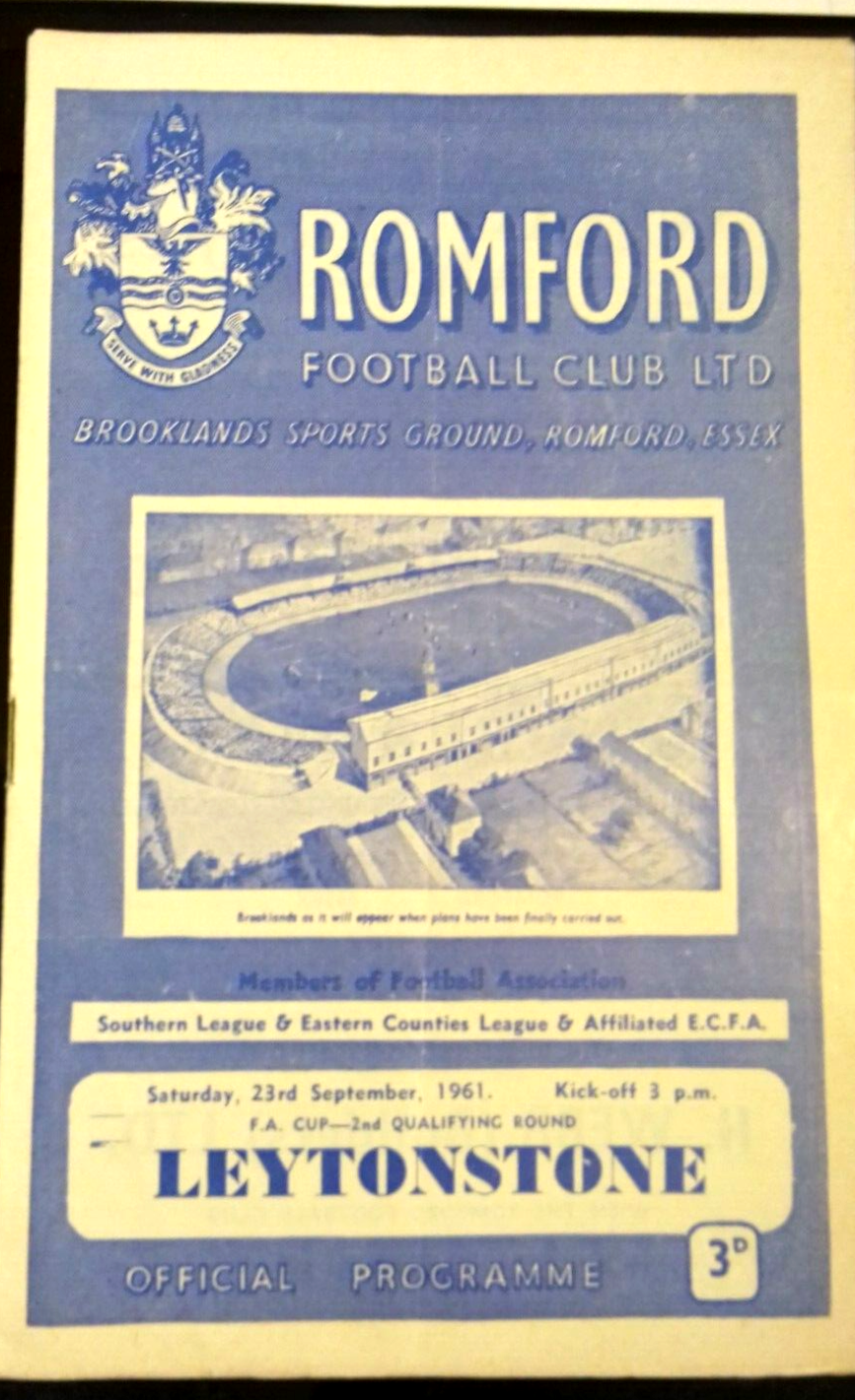 Romford v Leytonstone Match Programme F.A. Cup 2nd Qualifying Round 23/9/1961.