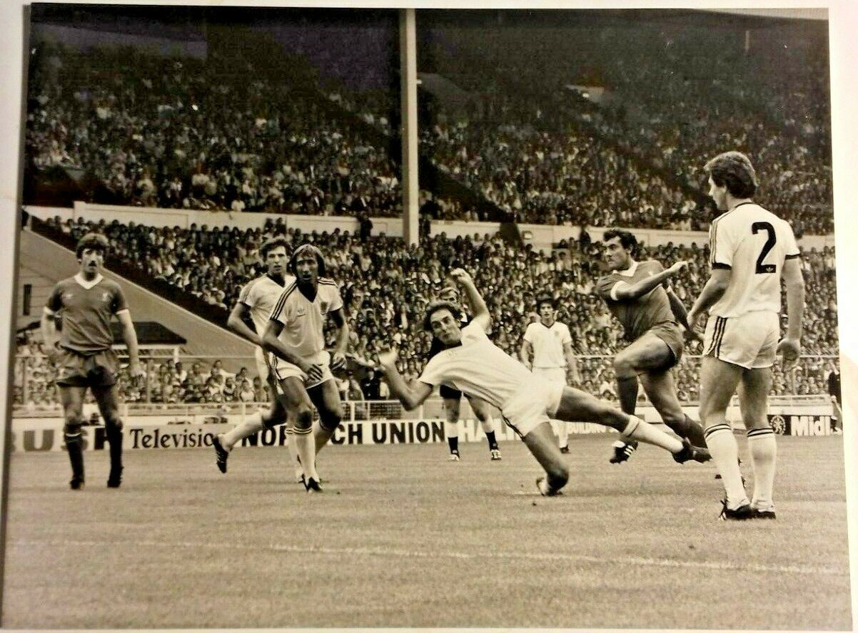 West Ham Utd v Liverpool Sport & General Official Press Photos 1980 Charity Shield