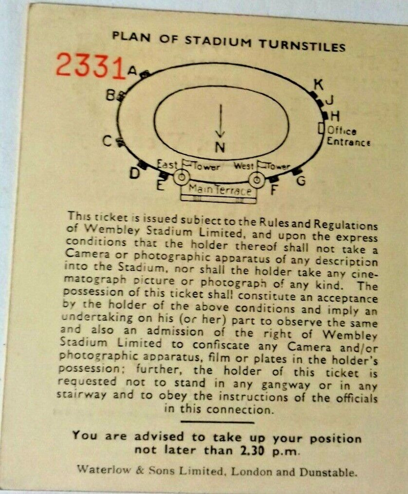 Leyton v Walthamstow Ave. F.A. Amateur Cup Final Match Ticket 26/4/1952 Wembley.